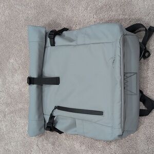 Stubble&Co rolltop pack